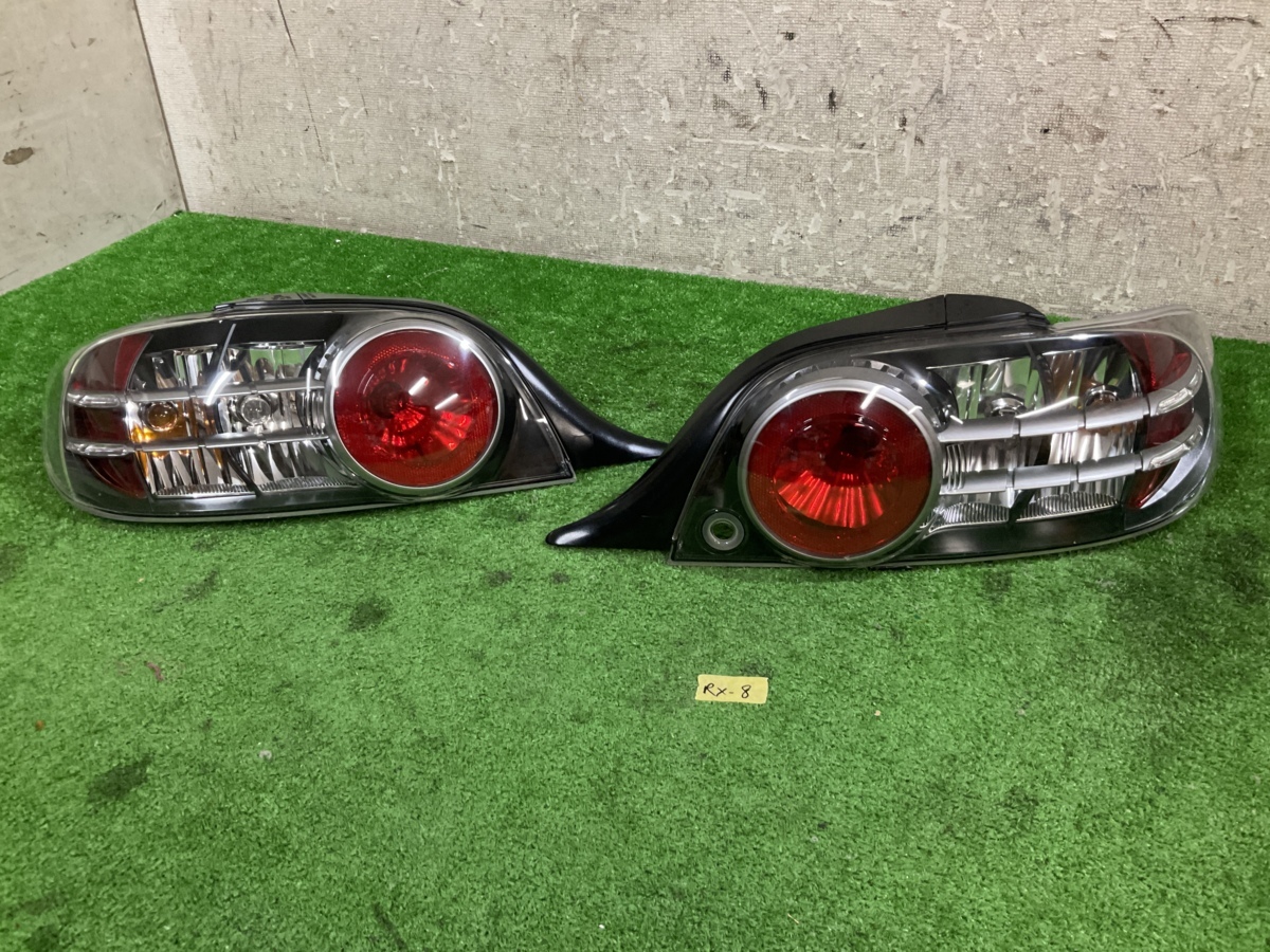 車 マツダ RX-8 SE3P 前期5MT/AT 純正 テールランプ/ライト 右