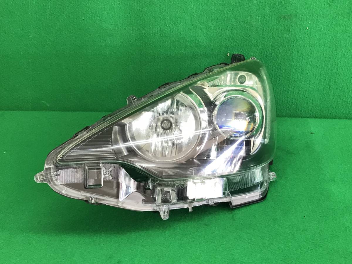 8V7) NHP10 アクア 左ヘッドライト LED Koito 52-247 ご覧頂き