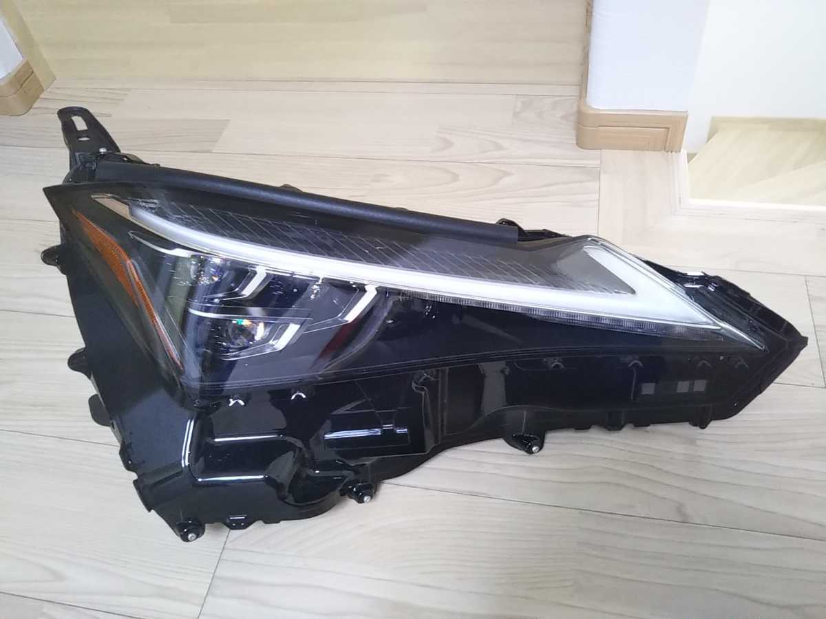 レクサス UX UX 3眼LEDヘッドライト UX250h MZAH10 純正 ヘッド