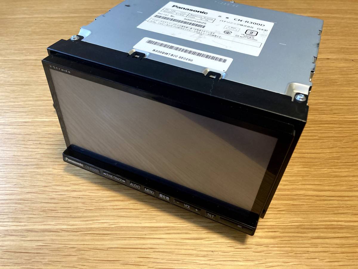 【売り切り】パナソニック Panasonic ストラーダ STRADA カーナビ ゲーションシステム CN-R300D_1