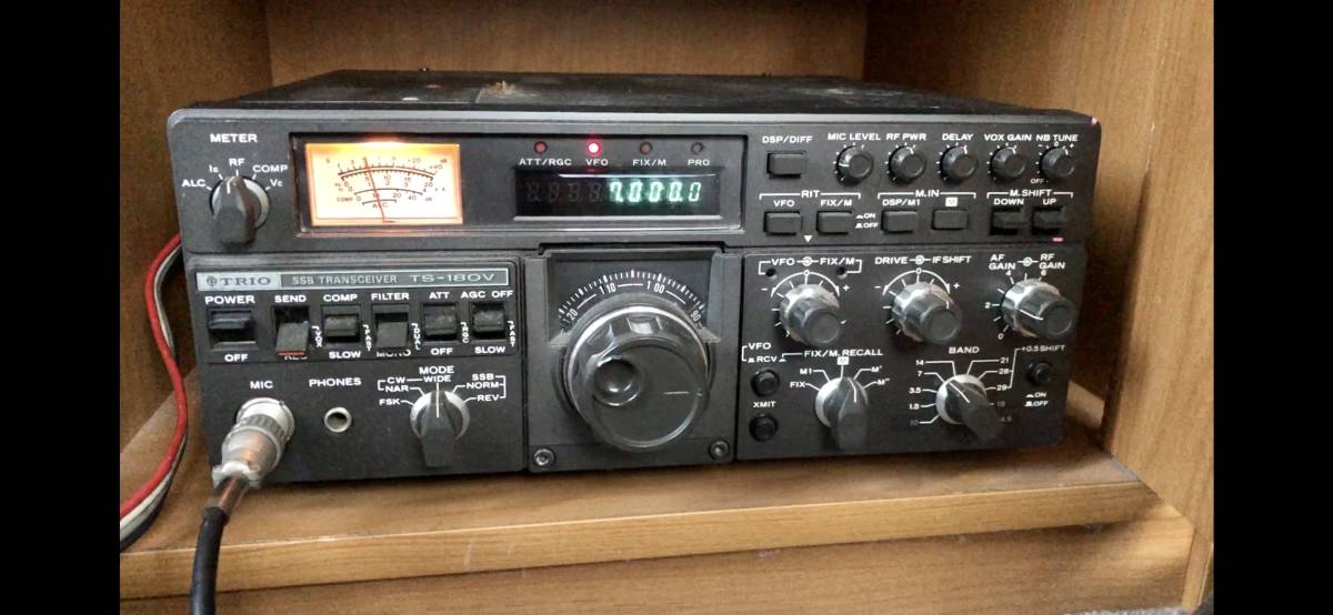 トリオ　TS-180V HF機_1