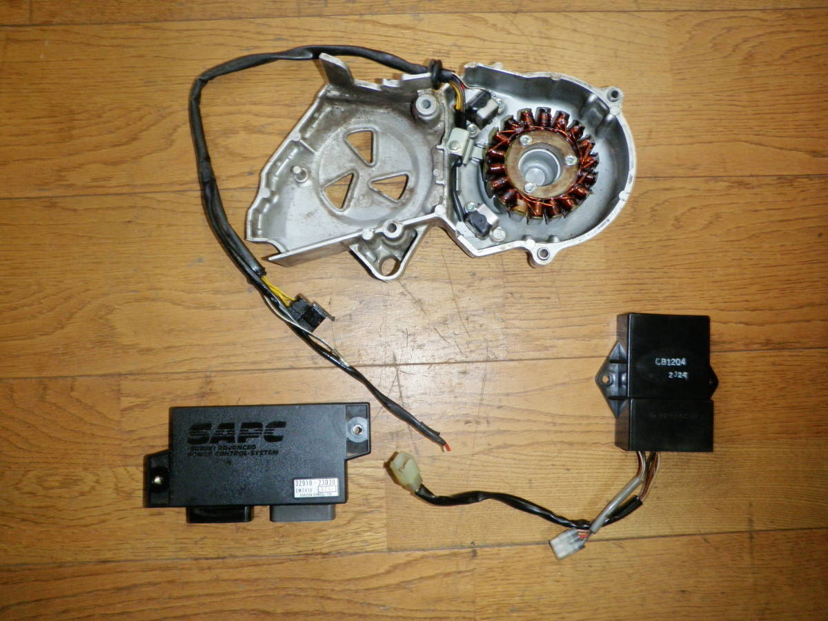 RGV250 VJ22A RGV250ガンマ CDI コントロールユニット ジェネレーター 