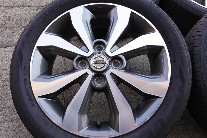 ☆送料無料☆ 日産 ルークス 純正 4H-100 4.5J+46 15インチ BS ☆送料無料☆ 日産 ルークス 純正 4H-100 4.5J+46 15インチ BS
