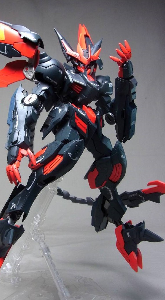 1/100 マスターガンダム バルバトス ミキシング 改修塗装済み完成品の