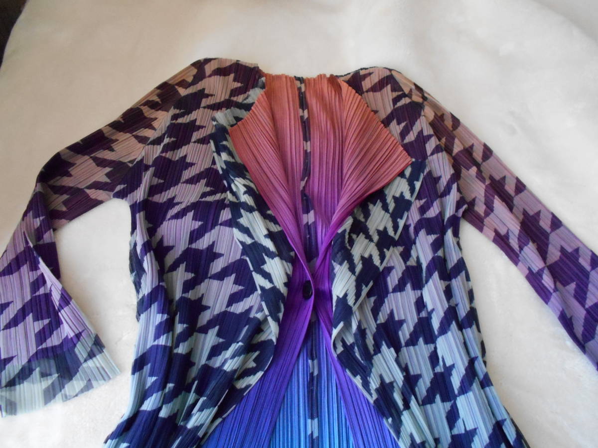 ☆青山店購入品！レア！プリーツプリーズ 二重シフォン重ね千鳥柄  