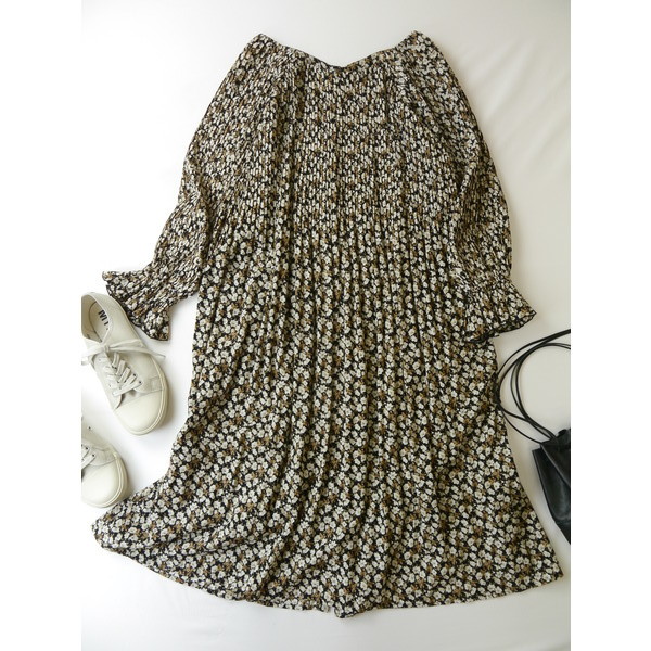 ミスティック Mystic 気持ちがパット咲く 大人が着たい 花柄 プリーツ ロング ワンピース ワンピース 売買されたオークション情報 Yahooの商品情報をアーカイブ公開 オークファン Aucfan Com