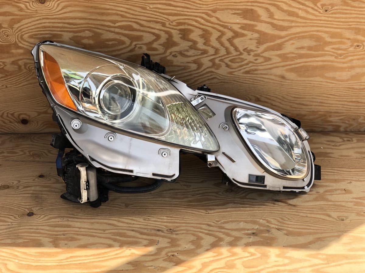 トヨタレクサス【GS350/GS430/GRS191/UZS190】HIDヘッドライト右純正 