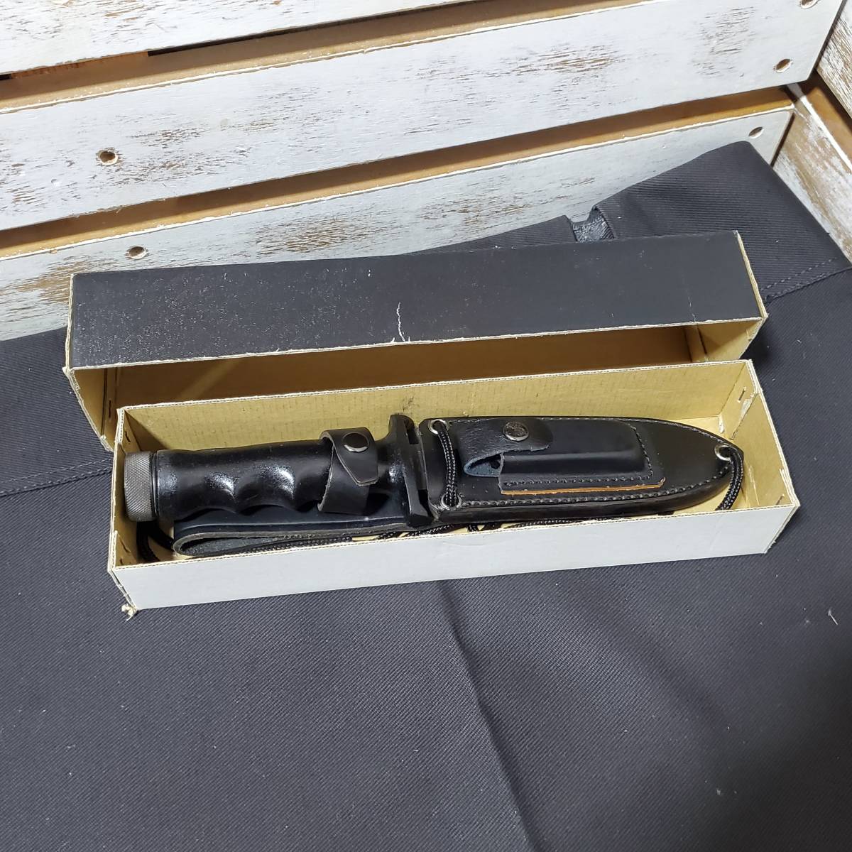 サバイバルナイフ Survival ケース付き Knife | RESQVIVAL シースナイフ SHOTANDシリーズ - アウトドアサバイバルナイフ SHOTAND Series Rugged Sear レスキューバイバル 配送料無料