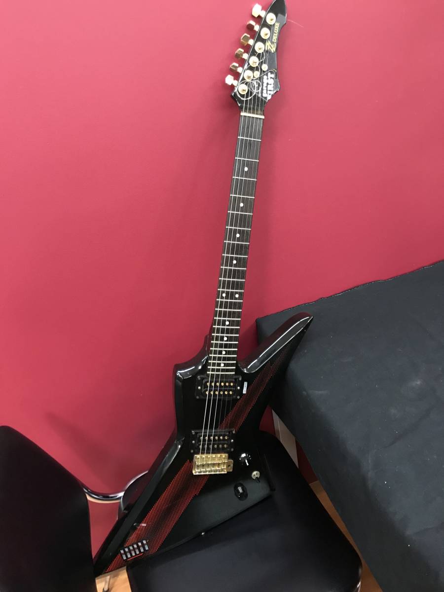 ARAI II deluxe エレキギタージャンク ARAI II deluxe エレキギター
