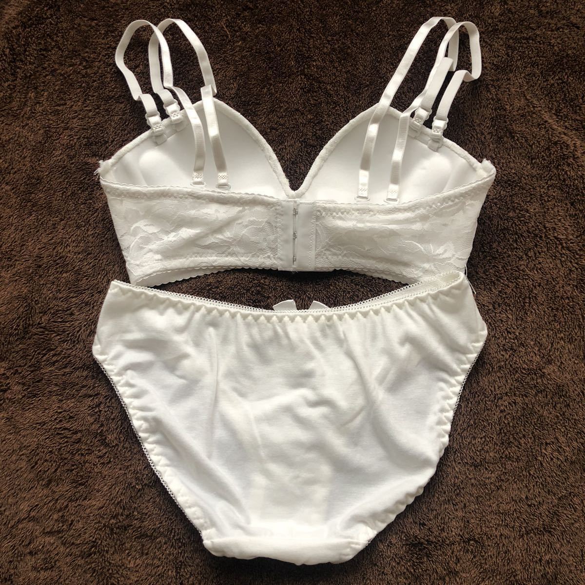 16歳 JK まゆ タンス整理 清楚 ふりふり 純白 レース ブラパンティーセット A70M ロリかわ ブラパン 萌え系 下着 ティーンズブラ ...