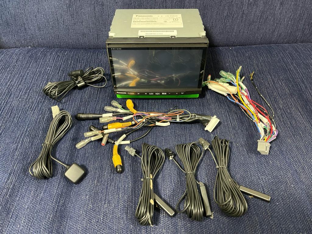 Panasonic strada / CN-RS02D パナソニック ストラーダSDメモリーナビ 
