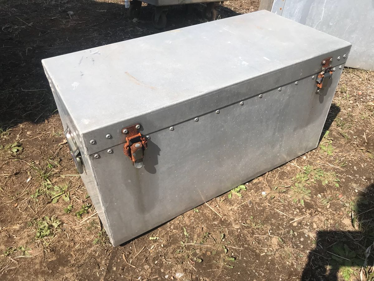【千葉】中古アルミボックス 70×33×36cm 軽トラ バイク キャンピングカーに!道具箱 アルミケース レトロ 工具箱DIY