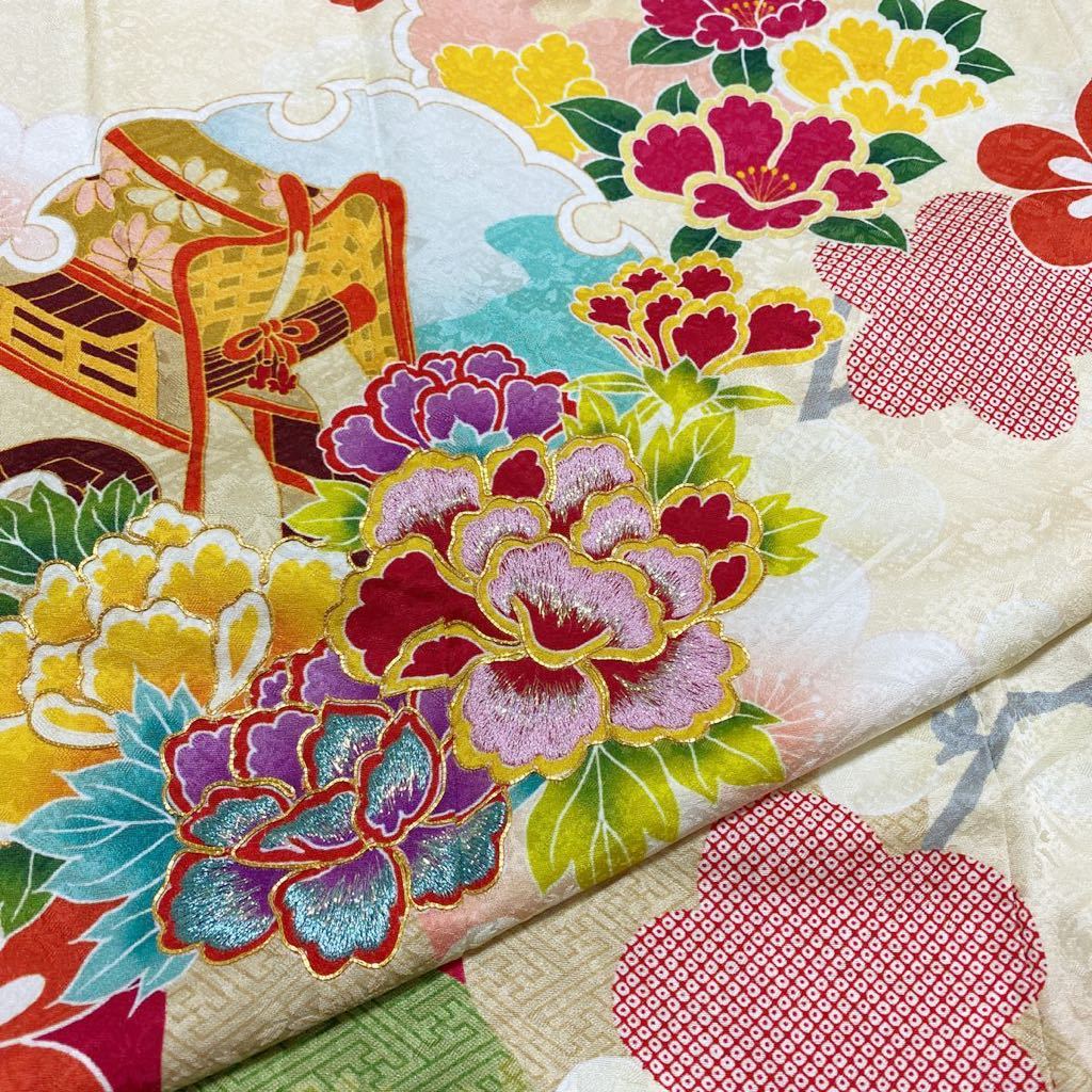 着物月花 金駒刺繍 雪輪に花尽くしの振袖 紋意匠 正絹 金糸 ガード加工