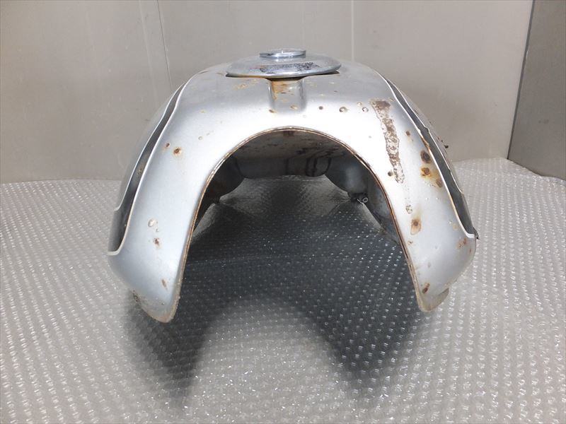 VT250F タンク 当時物 HONDA VT250 [21-0705-9] [ 3762 ] ホンダ