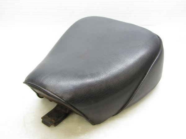 中古 カワサキ 純正シート 90SS M2へ装着です(^_^) カワサキパーツ⁄ウエア