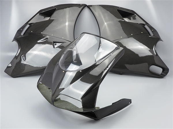 ♪DUCATI/916SPS カーボンドリーム アッパーカウル＆アンダーカウル セット 美品 (D0329Ai50)1998年式