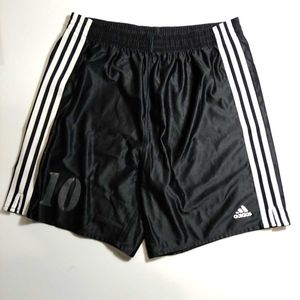 アディダス サッカーパンツの平均価格は1 623円 ヤフオク 等のアディダス サッカーパンツのオークション売買情報は32件が掲載されています