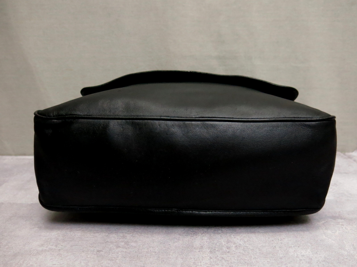 LOEWE ロエベショルダーバッグナッパレザーワンショルダーバッグ革黒