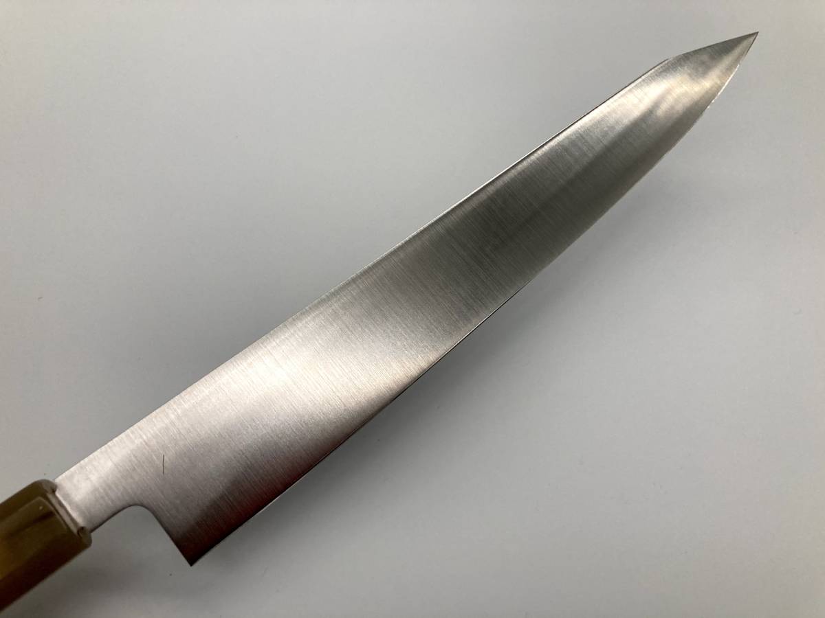 日本製ハイカーボンステンレス鋼 切りつけ型筋引き包丁9寸 270mm 栃虎