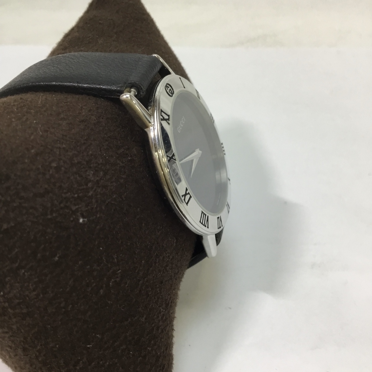 GUCCI 3000M グッチ 腕時計 メンズ クォーツ ゴールド Gucci ラウンド