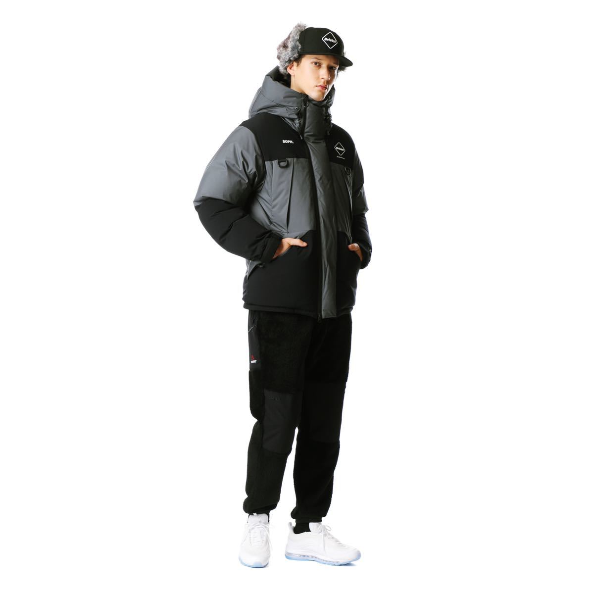 F.C.Real Bristol FCRB DOWN BENCH PARKA グレー S 未使用 F.C.Real Bristol FCRB DOWN BENCH PARKA グレー S 未使用