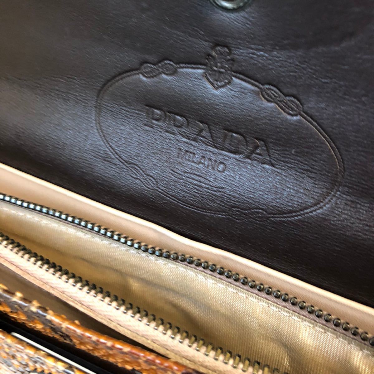 極美品 PRADA プラダ 長財布 パイソン レザー 本革 カード入れ コイン 