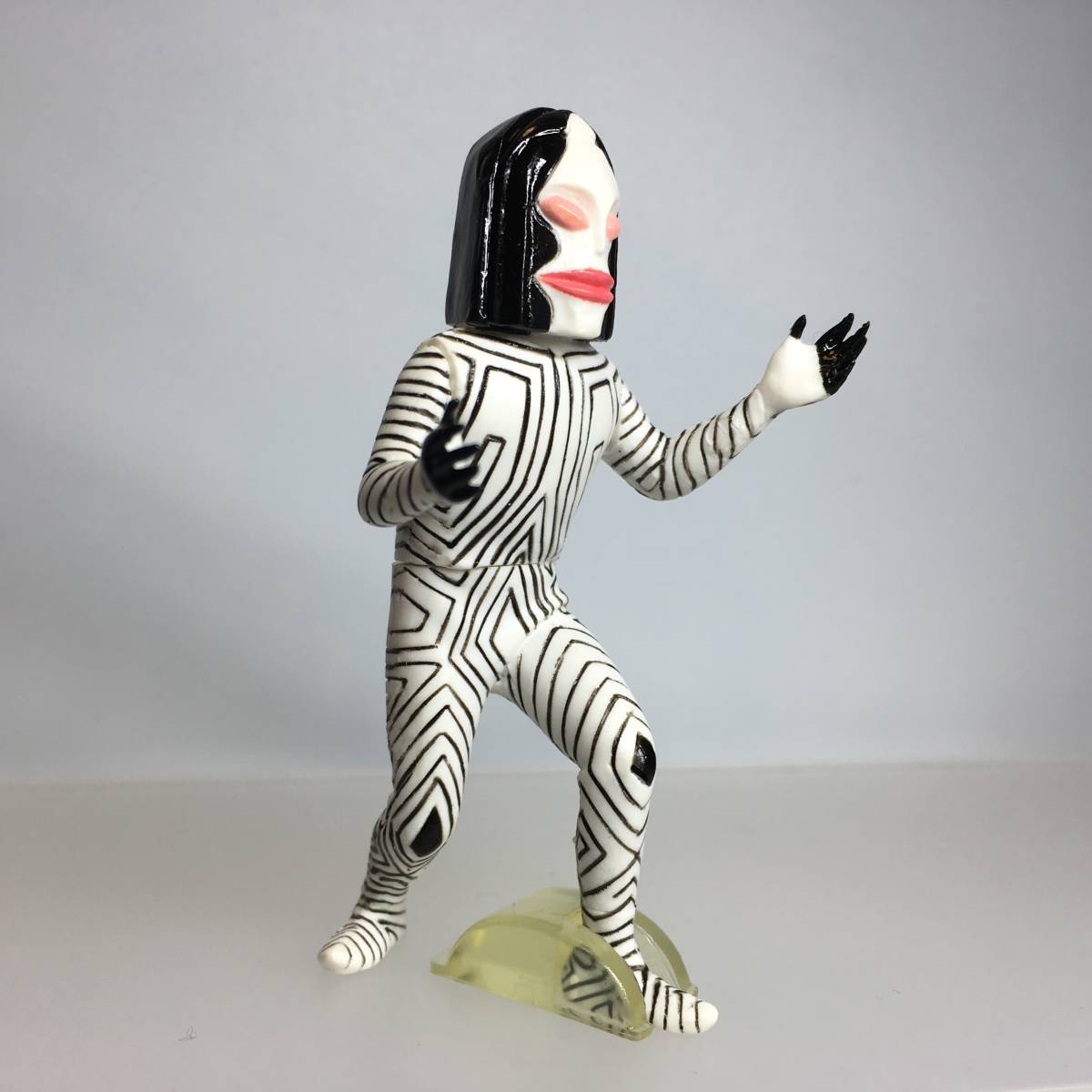 ウルトラマン ウルトラ怪獣 フィギュア9点 レッドキング ジラース ゲスラ ピグモン ダダ 2代目バルタン星人 ギガス バンダイｈｇ 怪獣 宇宙人 売買されたオークション情報 Yahooの商品情報をアーカイブ公開 オークファン Aucfan Com