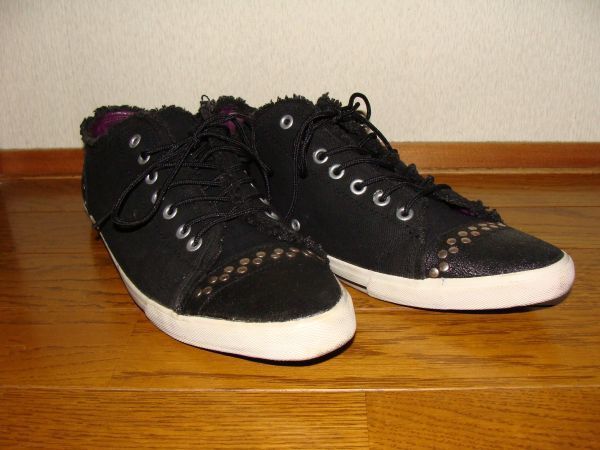 Kilmar Nock キルマーノック スニーカー２６ ５cm 26 5cm 売買されたオークション情報 Yahooの商品情報をアーカイブ公開 オークファン Aucfan Com