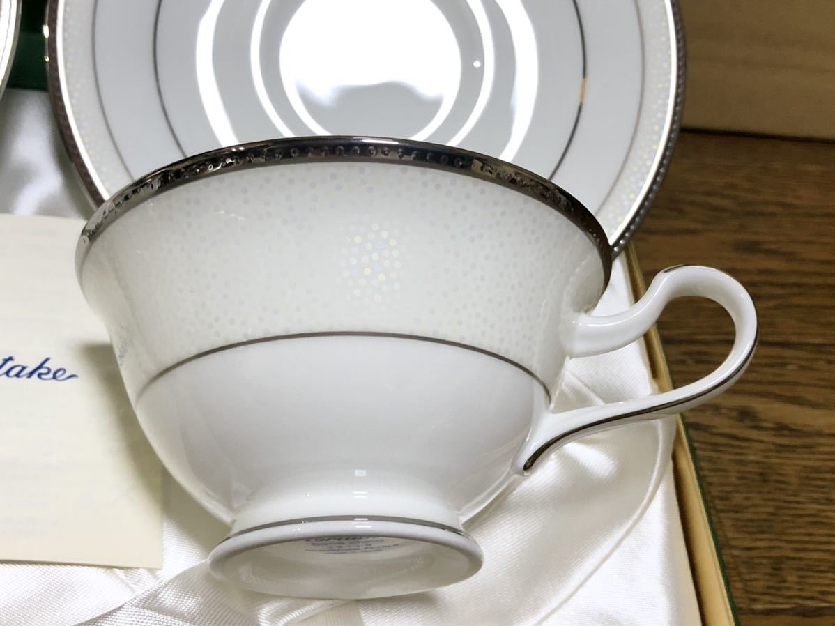 シャンパンパールズ ノリタケ Noritake ボーンチャイナ 未使用 | NORITAKE 公式通販 26.5cm (ノリタケ) カップ&amp;ソーサーセット 2P 24cm 2枚 銀淵 ソーサー6ペアセット