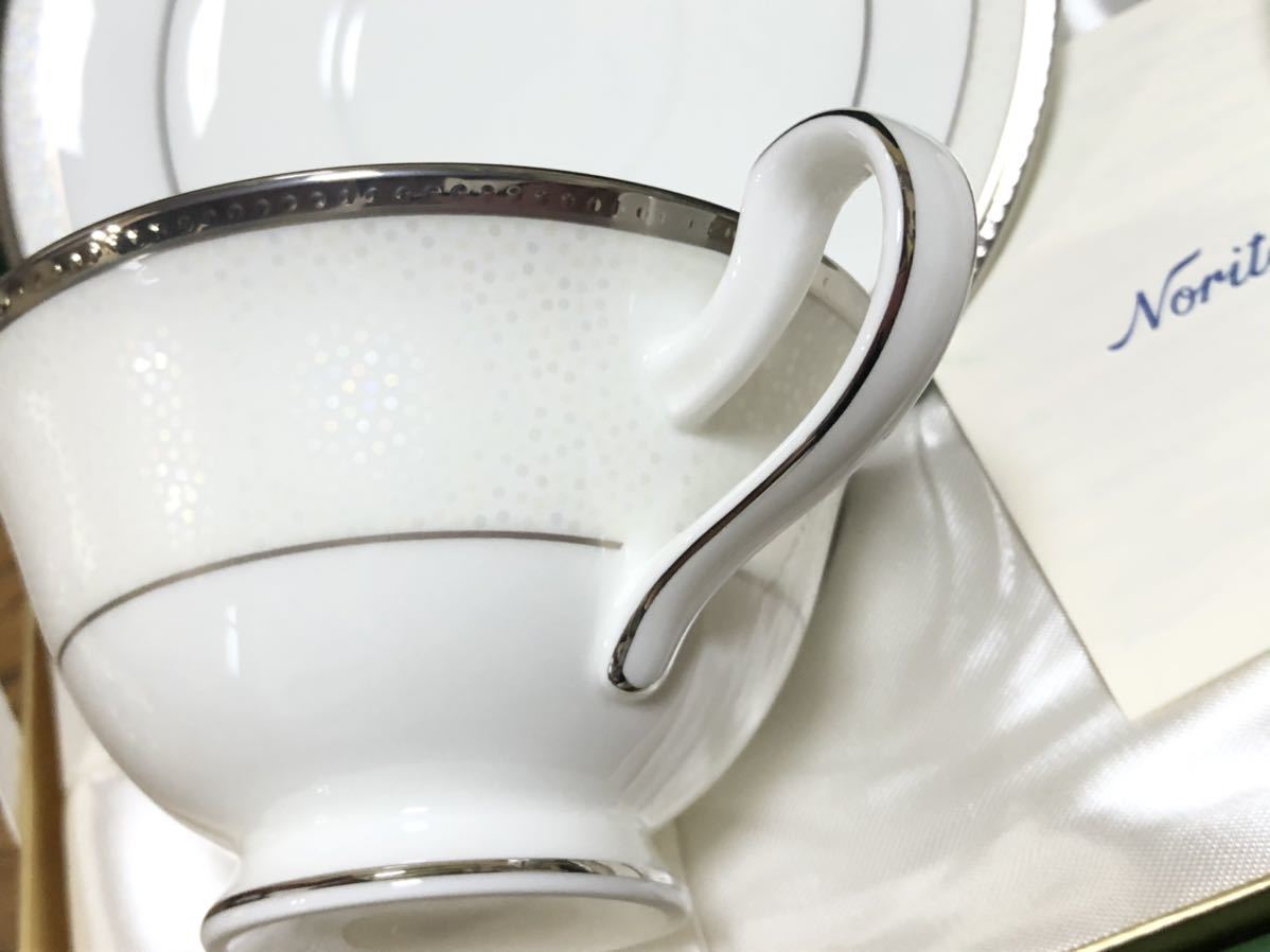 シャンパンパールズ ノリタケ Noritake ボーンチャイナ 未使用 | NORITAKE 公式通販 26.5cm (ノリタケ) カップ&amp;ソーサーセット 2P 24cm 2枚 銀淵 ソーサー6ペアセット