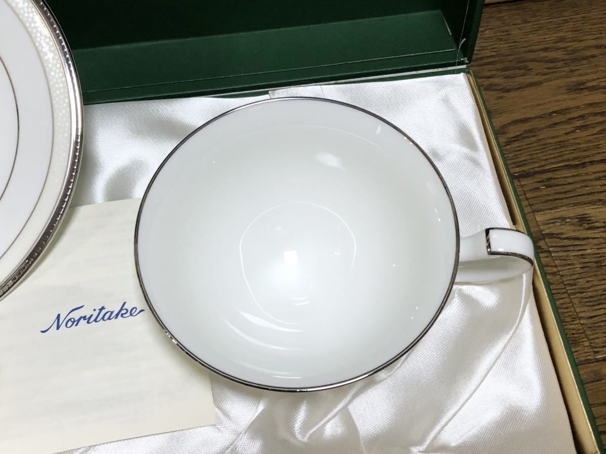 シャンパンパールズ ノリタケ Noritake ボーンチャイナ 未使用 | NORITAKE 公式通販 26.5cm (ノリタケ) カップ&amp;ソーサーセット 2P 24cm 2枚 銀淵 ソーサー6ペアセット