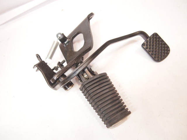  ドラッグスター400純正ステップ右_使用感軽め交換に 黒ペダル/VH02J/VH01J(ヤマハ用)｜売買されたオークション情報、yahooの商品情報をアーカイブ公開 - オークファン ヤマハ用