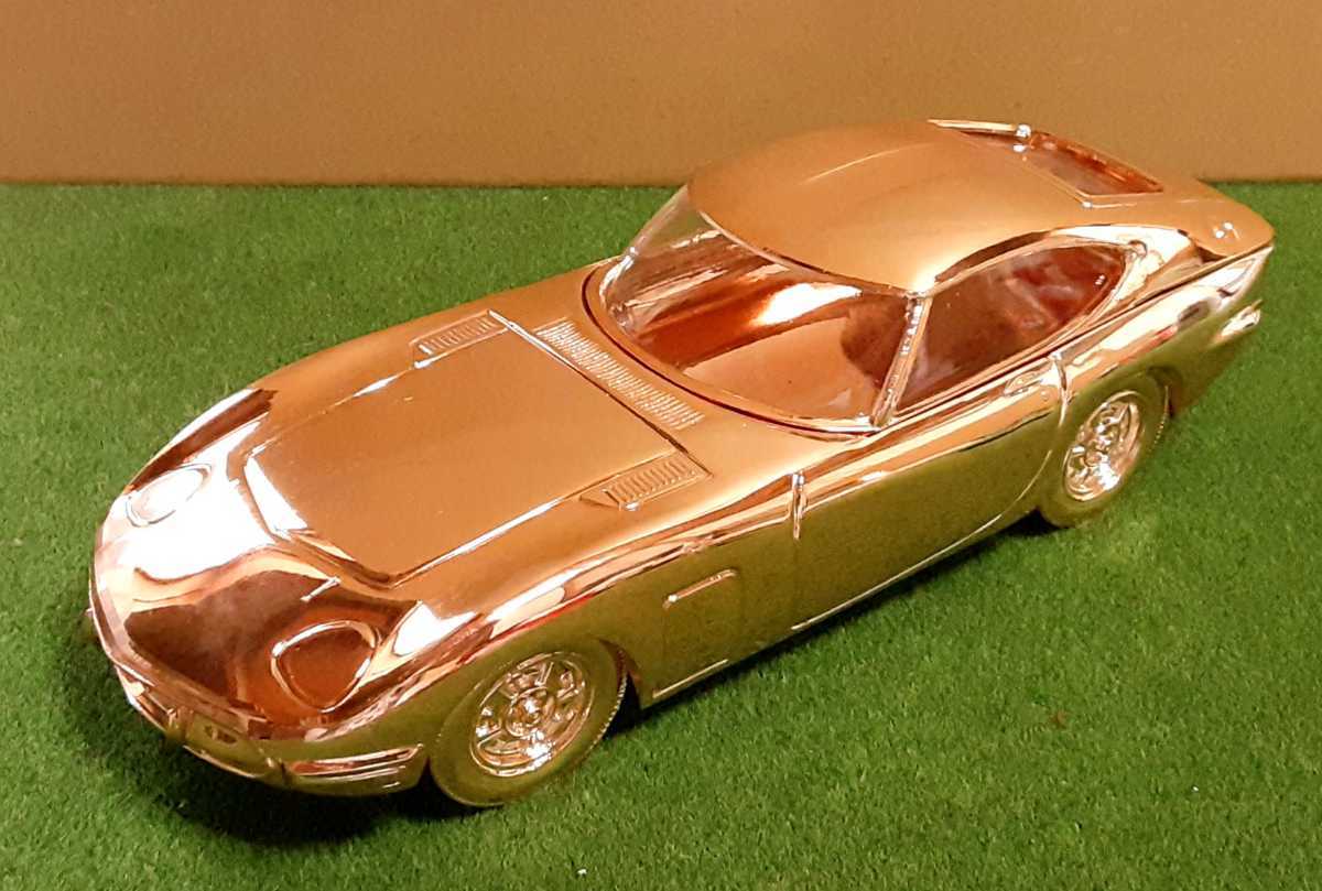 トヨタ2000GT 置物 ゴールド 2000GT トヨタ 1⁄24 新春！トヨタの名品