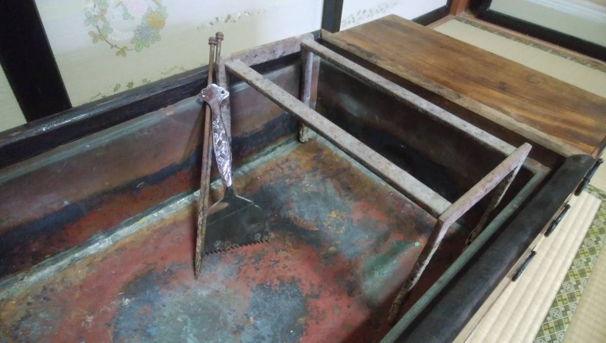 関東火鉢 囲炉裏 五徳・火箸・灰慣し付 検索）木製 茶道具 箪笥 座卓 