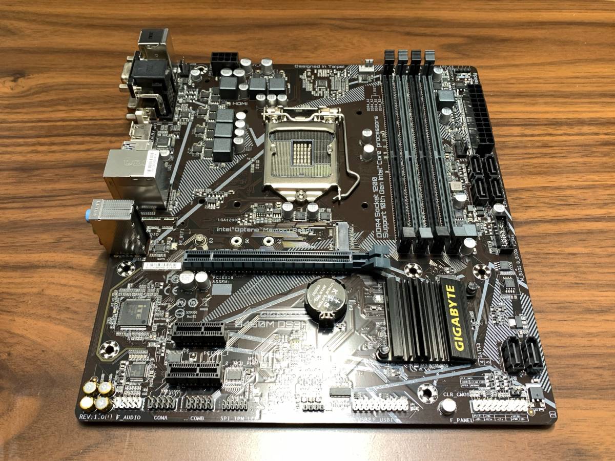 GIGABYTE B460M DS3H マザーボード MicroATX [Intel