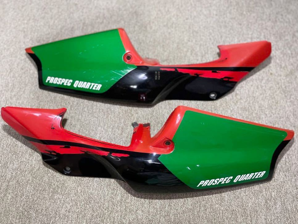 HONDA NSR250R SE(MC21)純正品シートカウルセット赤黒 NSR250R MC21 純正シート シートカウル 左右セット 中古 赤 黒