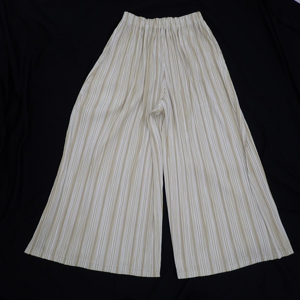 ISSEY MIYAKE イッセイプリーツ パンツ ベージュ オフホワイト 2