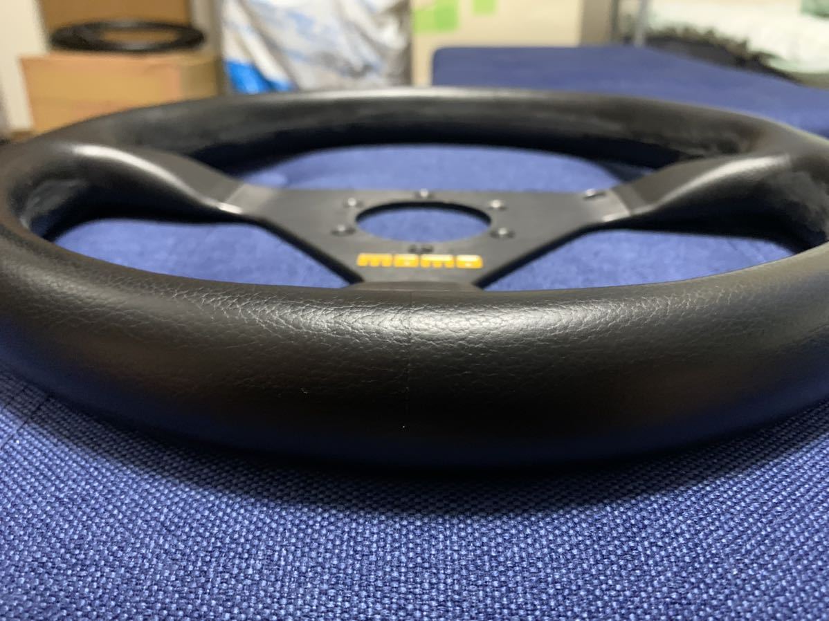 MOMO ステアリング VELOCE モモ (V-1) φ32 MOMO ヴェローチェ