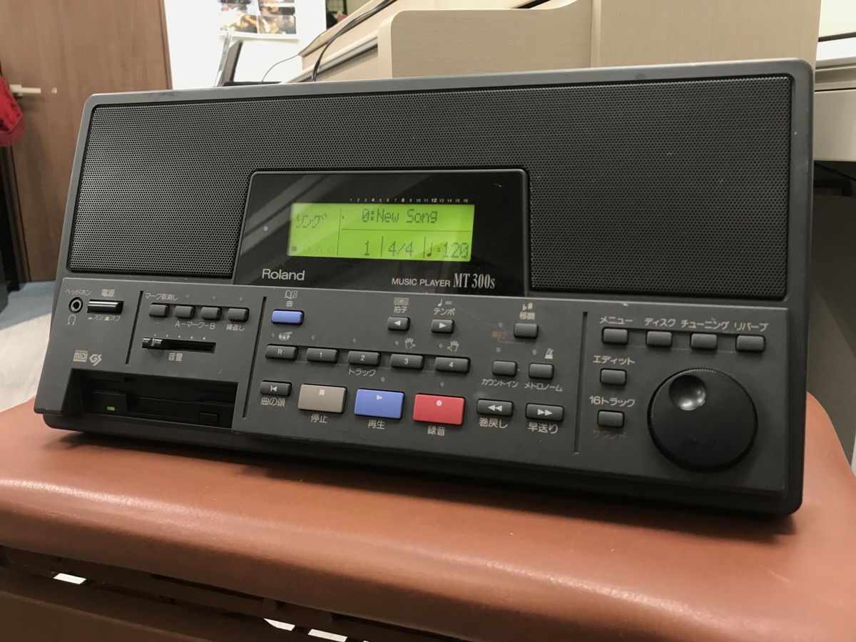 現状でのお渡し ◆ Roland MT-300S ◆ ローランド スピーカー内蔵ミュージック・プレーヤー ジャンク品扱いです ♪