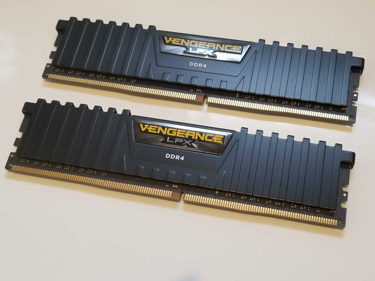 corsair VENGEANCE LPX DDR4-2666 16GB (8GBx2) 動作確認済み