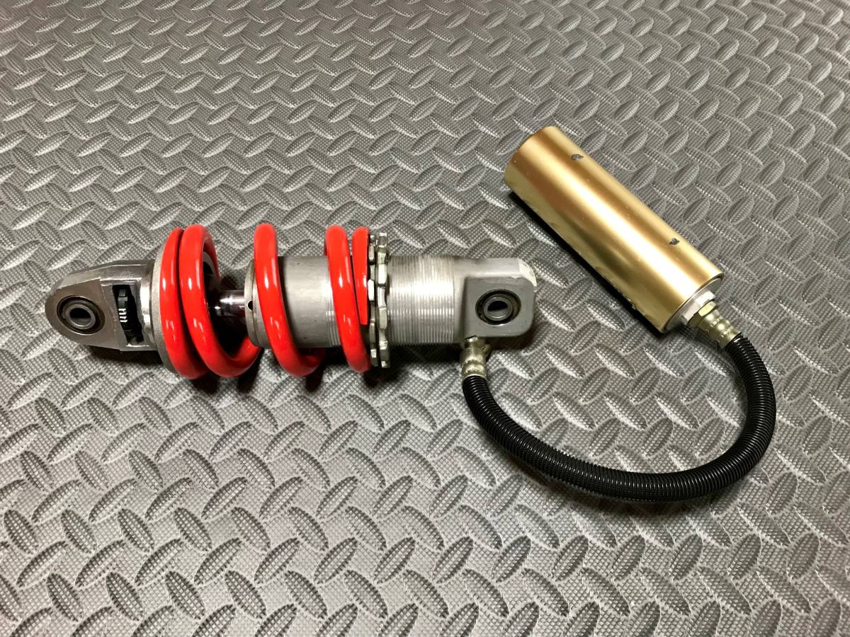 リア リアサスペンション 車＆バイク KYB カヤバ(KYB) リアショックの 