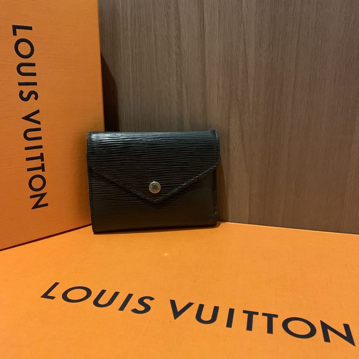 ☆正規品☆美品☆LOUIS VUITTON ルイヴィトン エピ ポルトフォイユ 