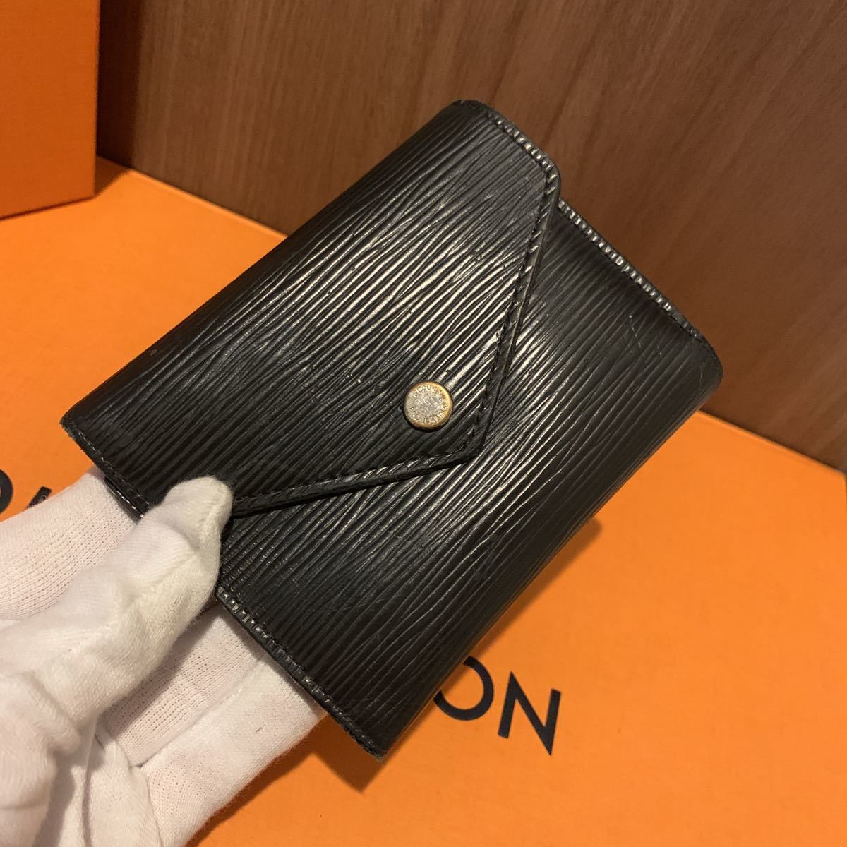 ☆正規品☆美品☆LOUIS VUITTON ルイヴィトン エピ ポルトフォイユ 