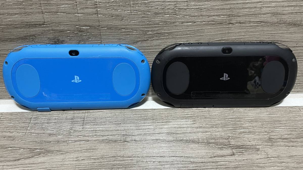 ☆ VITA ☆ プレイステーションヴィータ PCH-2000 2台 まとめ売り 本体 