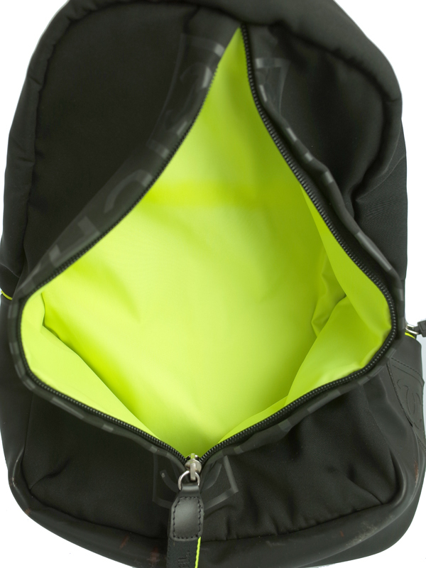 中古 【CHANEL】【リュックサック】シャネル『スポーツライン バックパック』メンズ 1週間保証 スポーツライン CHANEL シャネル ロゴ ジップアップ バック