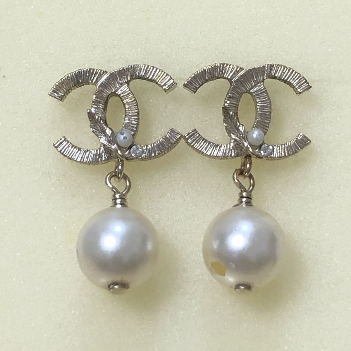 シャネル ピアス ココマーク (CHANEL シルバー GP×ラインストーン 