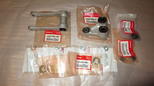 リヤリンクオーバーホールセット CRF450R 2002用未使用品中古品