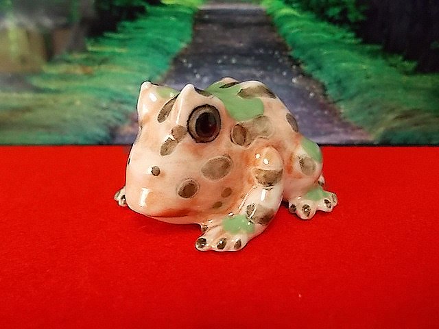 ■ ツノカエル ■ 陶器のミニチュア 　タイ王国製_2