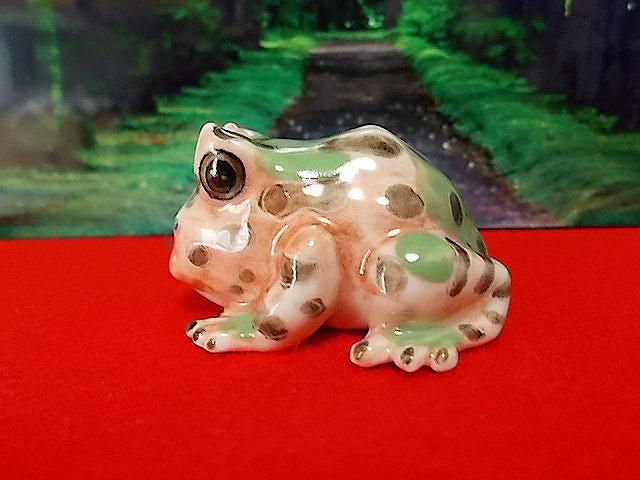 ■ ツノカエル ■ 陶器のミニチュア 　タイ王国製_5