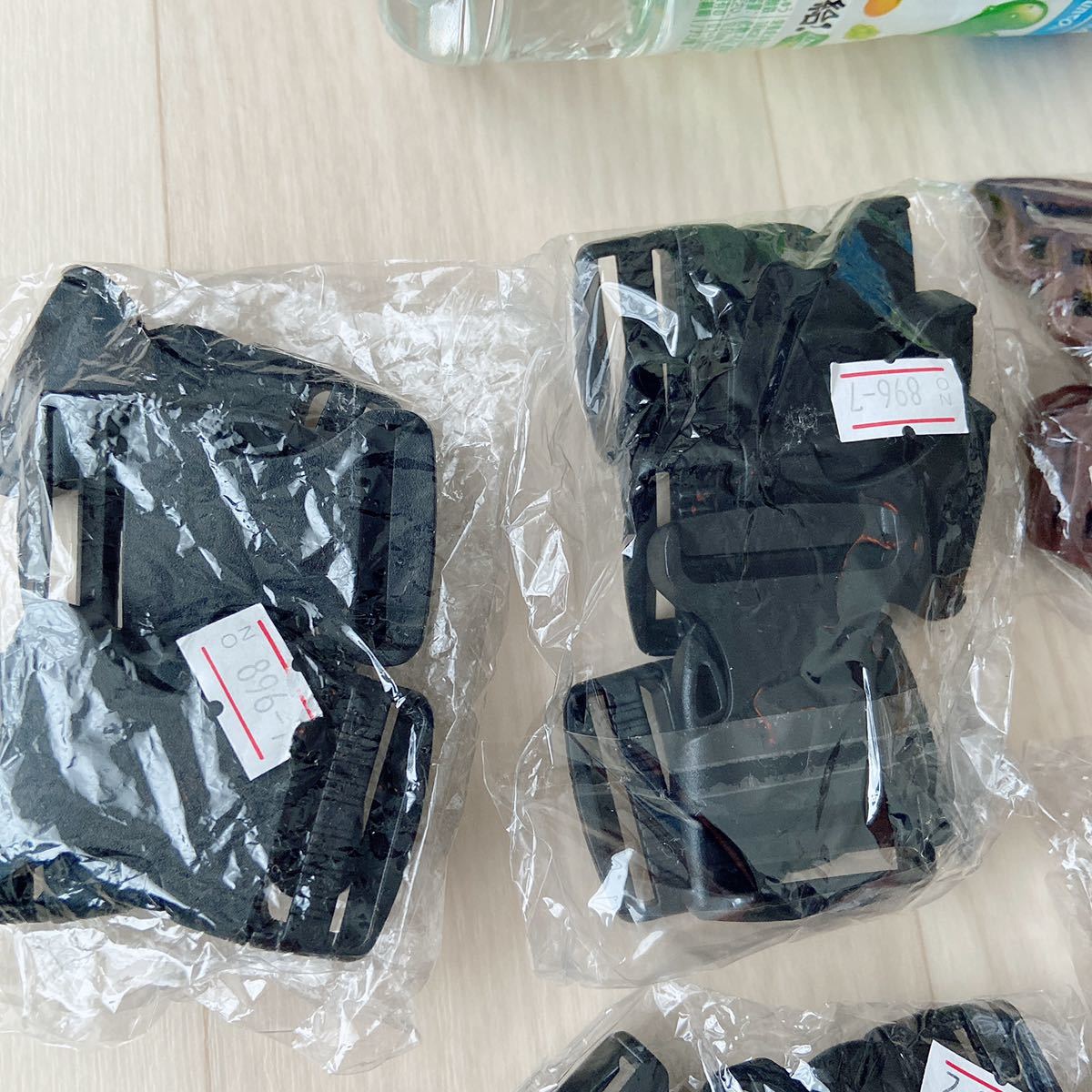 プラスチック バックル 山盛set 手芸 ハンドメイド 洋裁 副資材 材料 金具 角カン ベルト送り黒茶チョコ 25 30 ワッペン 飾り素材 売買されたオークション情報 Yahooの商品情報をアーカイブ公開 オークファン Aucfan Com